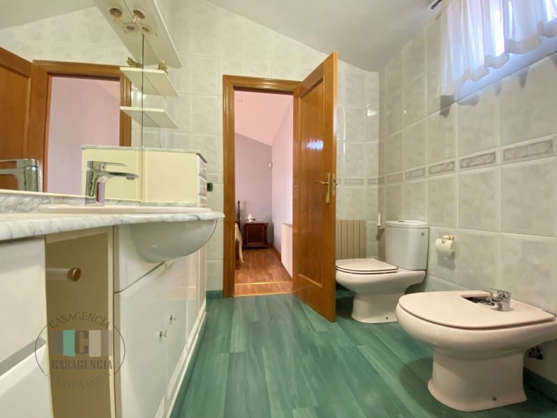 4 camera da letto Appartamento in vendita in Castello de la Plana con garage - 300.000 € (Rif: 9574863)