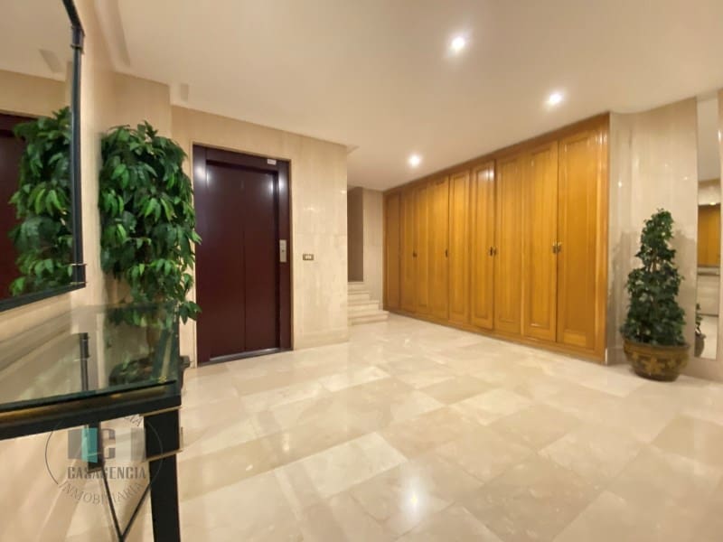 4 camera da letto Appartamento in vendita in Castello de la Plana con garage - 300.000 € (Rif: 9574863)