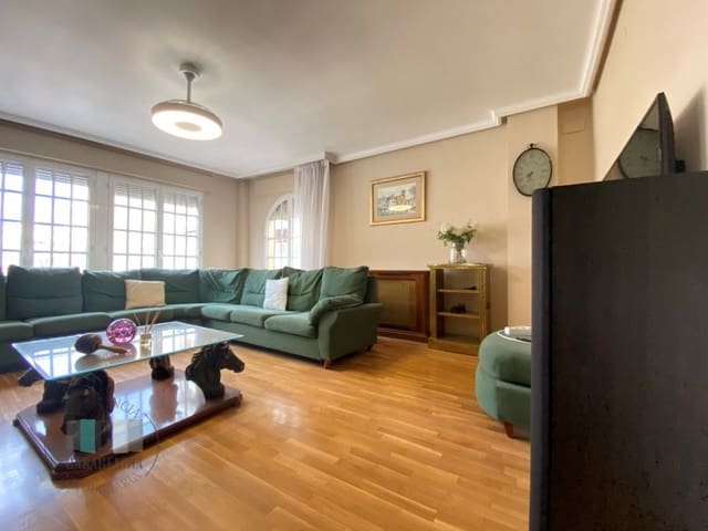 4 camera da letto Appartamento in vendita in Centro, Castelló de la Plana con garage - 300.000 € (Rif: 9574863)