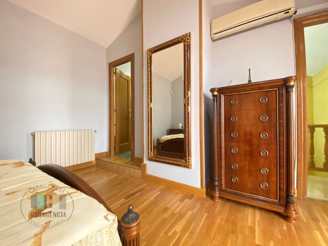4 camera da letto Appartamento in vendita in Centro, Castelló de la Plana con garage - 300.000 € (Rif: 9574863)