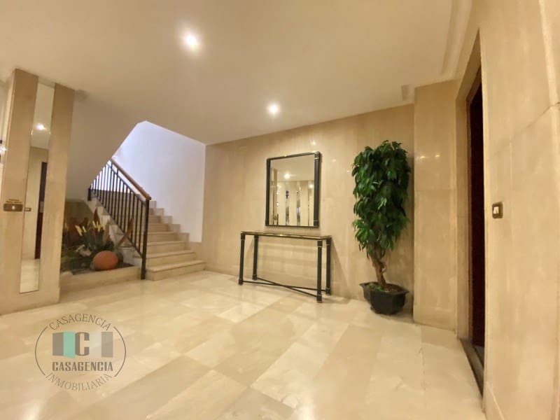 4 camera da letto Appartamento in vendita in Castello de la Plana con garage - 300.000 € (Rif: 9574863)