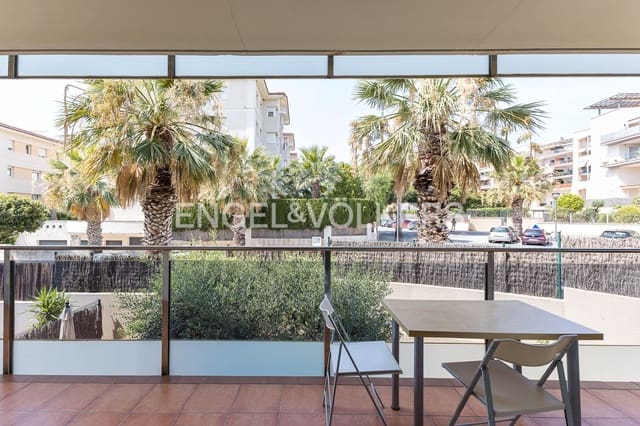 3 soveværelse Lejlighed til leje i Sitges med swimmingpool garage - € 2.500 (Ref: 9085970)