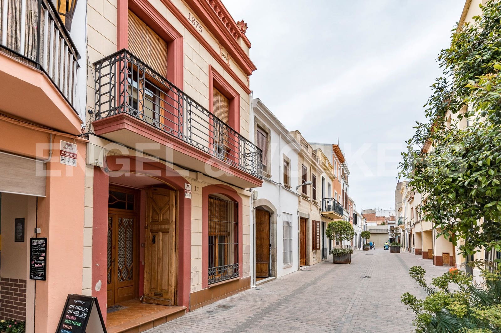 3 bedroom Townhouse for sale in Premia de Mar - € 579,000 (Ref: 9087708)