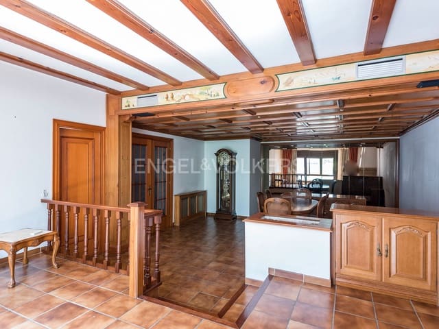 5 soveværelse Byhus til salg i Caldes de Montbui - € 550.000 (Ref: 9087742)