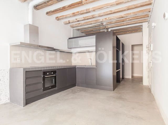 2 makuuhuone Huoneisto myytävänä paikassa El Raval, Barcelona kaupunki - 375 000 € (Ref: 9087796)