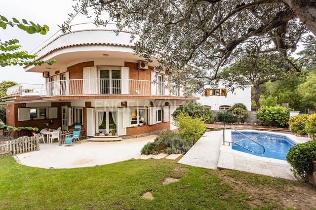 6 soveværelse Villa til salg i Sant Cugat del Vallès med swimmingpool garage - € 1.100.000 (Ref: 9087840)