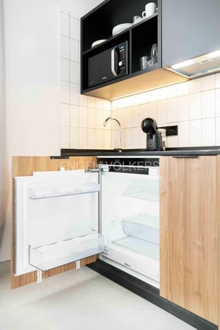 1 soveværelse Studio til leje i El Poblenou, Barcelona by med swimmingpool garage - € 1.825 (Ref: 9087895)
