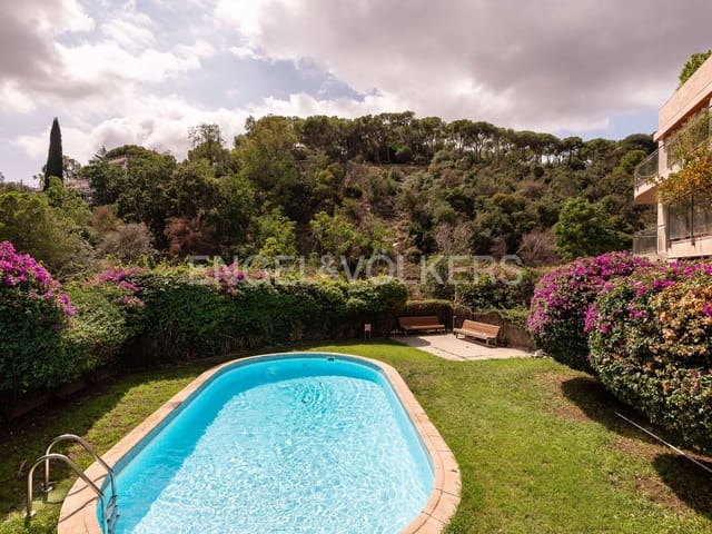 3 soveværelse Penthouse til leje i Sant Gervasi - La Bonanova, Barcelona by med swimmingpool garage - € 3.750 (Ref: 9087907)