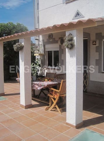 2 camera da letto Villa in vendita in Les Planes con piscina garage - 485.000 € (Rif: 9088052)