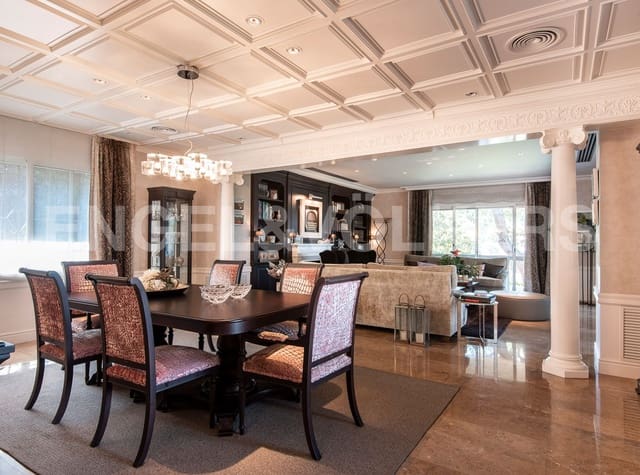 7 Zimmer Villa zu verkaufen in La Roca del Vallès mit Pool Garage - 1.200.000 € (Ref: 9088063)