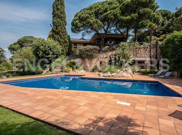 7 Zimmer Villa zu verkaufen in La Roca del Vallès mit Pool Garage - 1.200.000 € (Ref: 9088063)