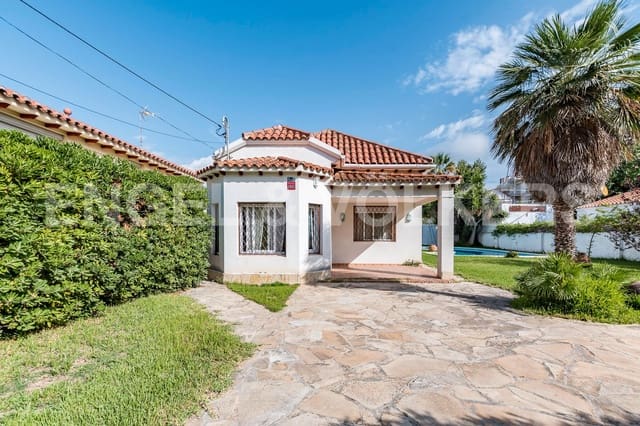 2 soverom Finca/Herregård til salgs i Castelldefels med svømmebasseng - € 1 297 000 (Ref: 9088137)