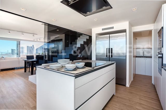 3 soveværelse Penthouse til leje i Diagonal Mar i El Front Marítim del Poblenou, Barcelona by med swimmingpool garage - € 5.700 (Ref: 9090007)