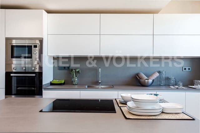 3 soveværelse Penthouse til leje i Diagonal Mar i El Front Marítim del Poblenou, Barcelona by med swimmingpool garage - € 5.700 (Ref: 9090007)