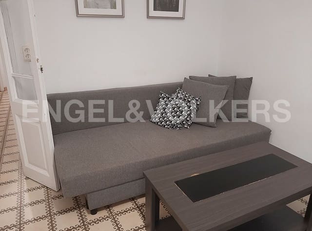 4 soveværelse Lejlighed til leje i El Camp de L'Arpa del Clot, Barcelona by - € 2.400 (Ref: 9090019)