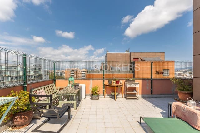 3 bedroom Apartment for sale in Mollet del Vallès with garage - € 337,000 (Ref: 9090064)