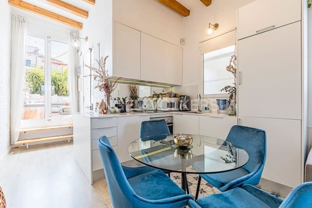 1 soveværelse Penthouse til leje i La Vila de Gràcia, Barcelona by - € 2.350 (Ref: 9090085)