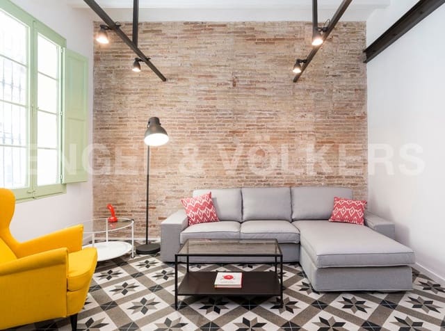 2 soveværelse Lejlighed til leje i La Vila de Gràcia, Barcelona by - € 1.900 (Ref: 9090086)