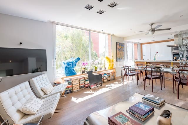 3 soveværelse Lejlighed til leje i La Vila Olímpica del Poblenou, Barcelona by - € 3.250 (Ref: 9090088)