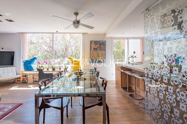 3 soveværelse Lejlighed til leje i La Vila Olímpica del Poblenou, Barcelona by - € 3.250 (Ref: 9090088)