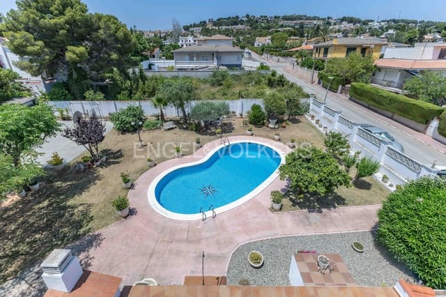 7 soverom Villa til salgs i El Vendrell - € 478 000 (Ref: 9090104)