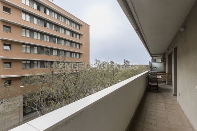 3 sovrum Lägenhet till salu i Diagonal Mar i El Front Marítim del Poblenou, Barcelona stad med garage - 690 000 € (Ref: 9090158)