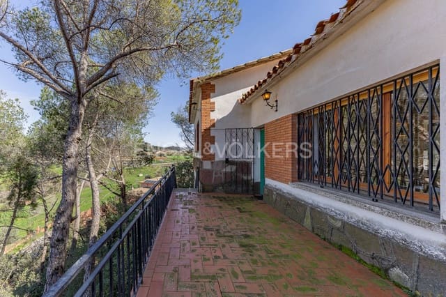 4 soverom Finca/Herregård til salgs i Caldes de Montbui med garasje - € 495 000 (Ref: 9090211)