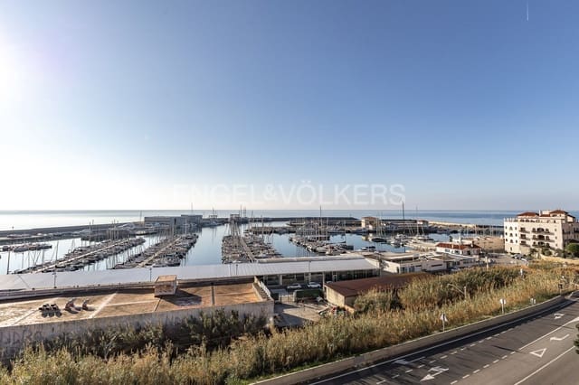 2 soveværelse Lejlighed til salg i Arenys de Mar med garage - € 210.000 (Ref: 9090277)