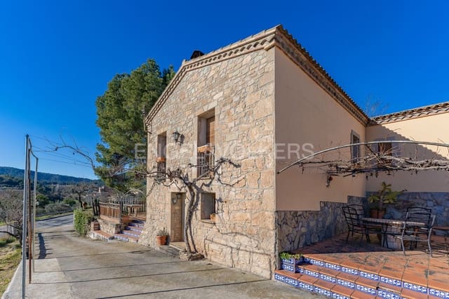 4 soverom Finca/Herregård til salgs i Fonollosa med svømmebasseng garasje - € 440 000 (Ref: 9090314)