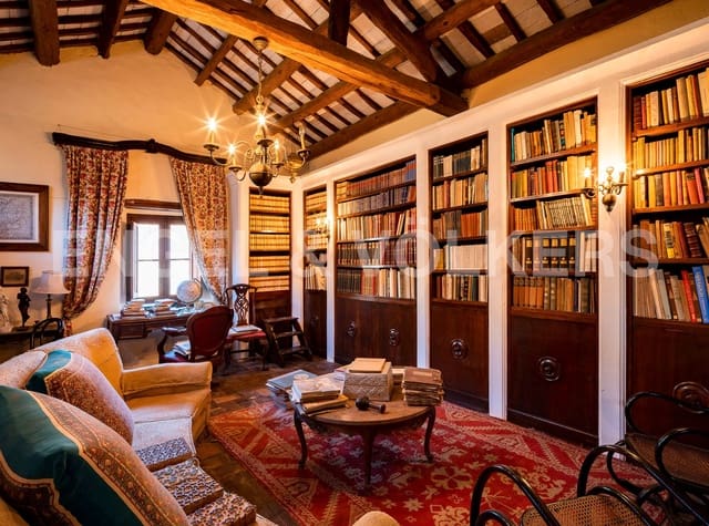 8 bedroom Finca/Country House for rent in Sant Andreu de la Barca - € 5,875 (Ref: 9090365)
