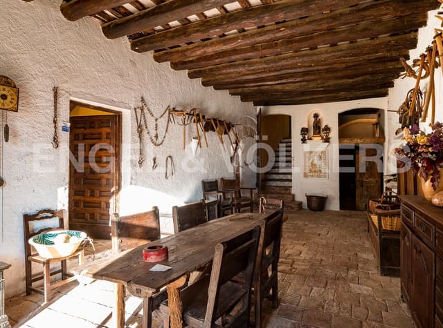 8 soveværelse Finca/Landehus til leje i Sant Andreu de la Barca - € 5.875 (Ref: 9090365)