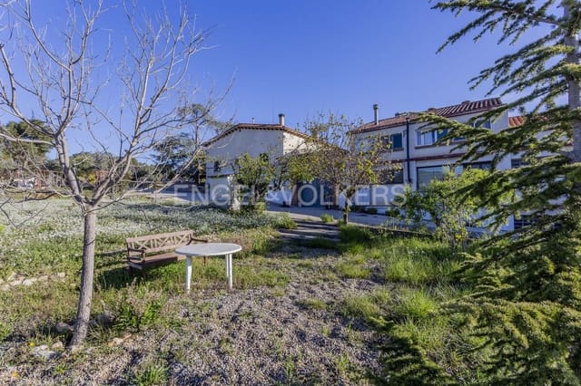 10 Zimmer Finca/Landgut zu verkaufen in Sant Quintí de Mediona mit Pool - 1.590.000 € (Ref: 9090378)