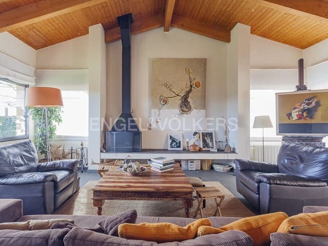 4 soverom Finca/Herregård til salgs i Castellterçol med garasje - € 675 000 (Ref: 9090380)