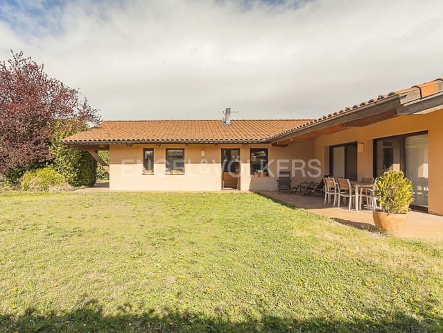 4 soverom Finca/Herregård til salgs i Castellterçol med garasje - € 675 000 (Ref: 9090380)