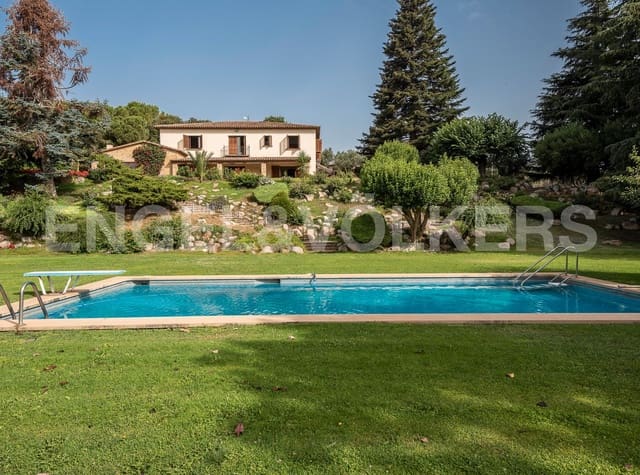 12 soverom Finca/Herregård til salgs i La Garriga med svømmebasseng garasje - € 2 400 000 (Ref: 9090438)