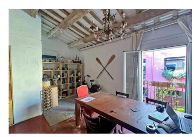11 soveværelse Lejlighed til salg i Sant Andreu de Palomar, Barcelona by - € 950.000 (Ref: 9090502)