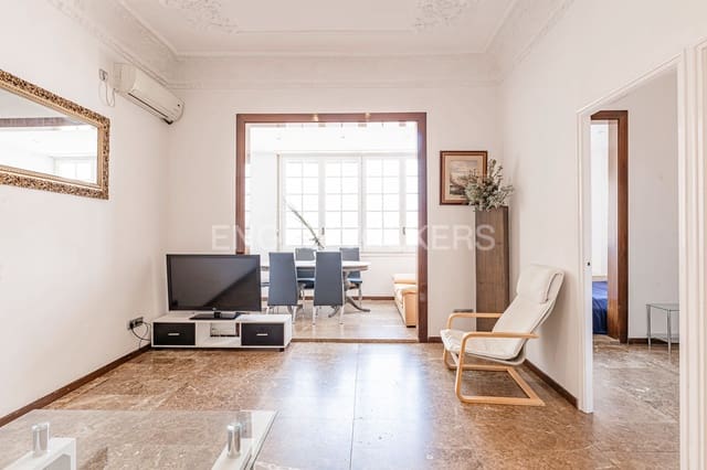 3 soveværelse Lejlighed til leje i L'Antiga Esquerra de L'Eixample, Barcelona by - € 1.950 (Ref: 9090591)