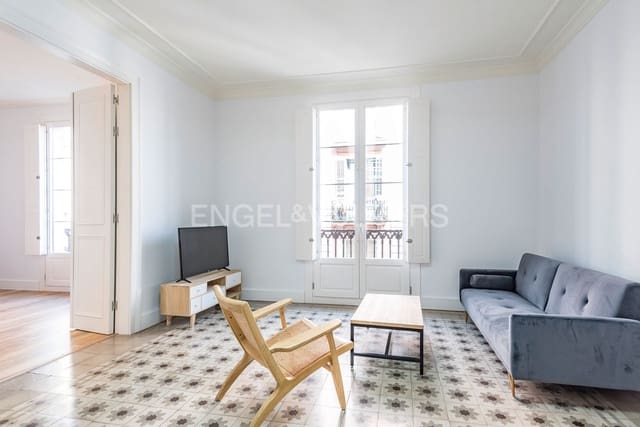 2 soveværelse Lejlighed til leje i El Barri Gòtic, Barcelona by - € 1.800 (Ref: 9090707)