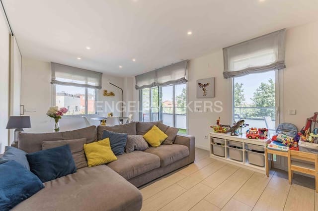 3 camera da letto Appartamento in vendita in Sant Cugat del Vallès con piscina garage - 695.000 € (Rif: 9090730)