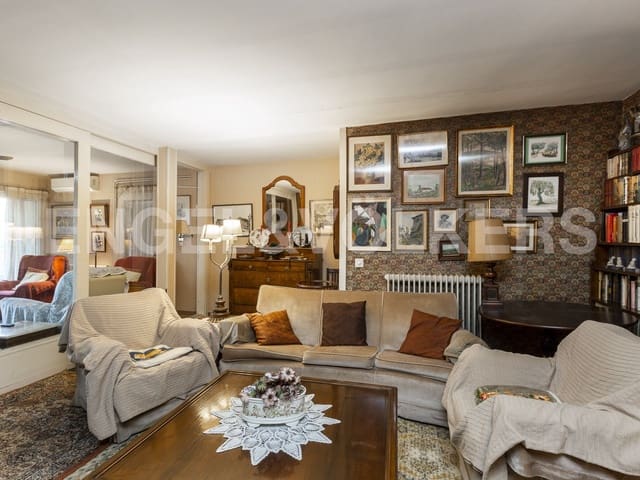 8 Zimmer Villa zu verkaufen in Banyeres del Penedès mit Garage - 420.000 € (Ref: 9090839)