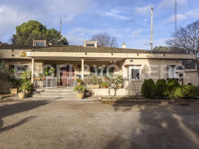 8 Zimmer Villa zu verkaufen in Banyeres del Penedès mit Garage - 420.000 € (Ref: 9090839)