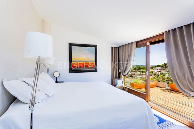 5 quarto Moradia para venda em Castelldefels com garagem - 1 390 000 € (Ref: 9090859)