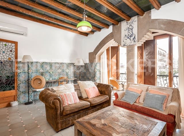 3 soveværelse Lejlighed til leje i La Dreta de L'Eixample, Barcelona by - € 2.500 (Ref: 9090865)