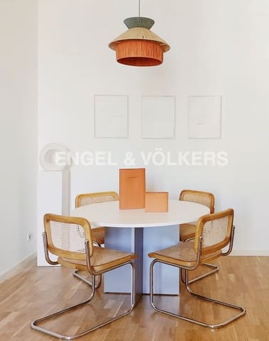 2 soveværelse Lejlighed til leje i La Dreta de L'Eixample, Barcelona by - € 2.800 (Ref: 9090914)