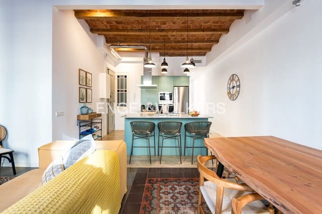 3 soveværelse Lejlighed til leje i L'Antiga Esquerra de L'Eixample, Barcelona by - € 3.400 (Ref: 9090918)