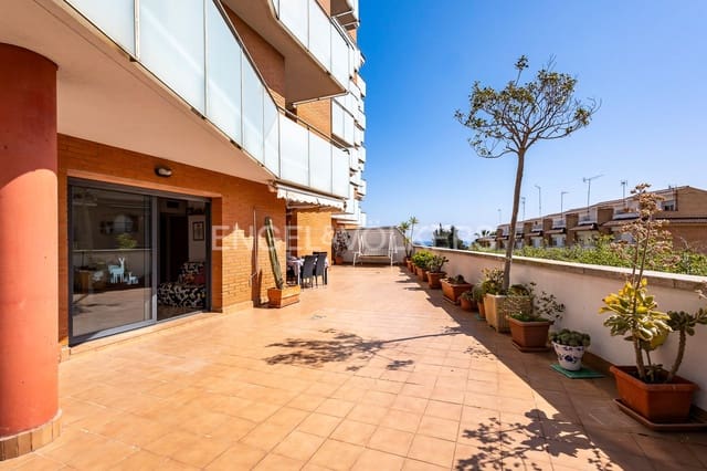 3 soveværelse Lejlighed til salg i Vilanova i la Geltrú - € 339.000 (Ref: 9090957)