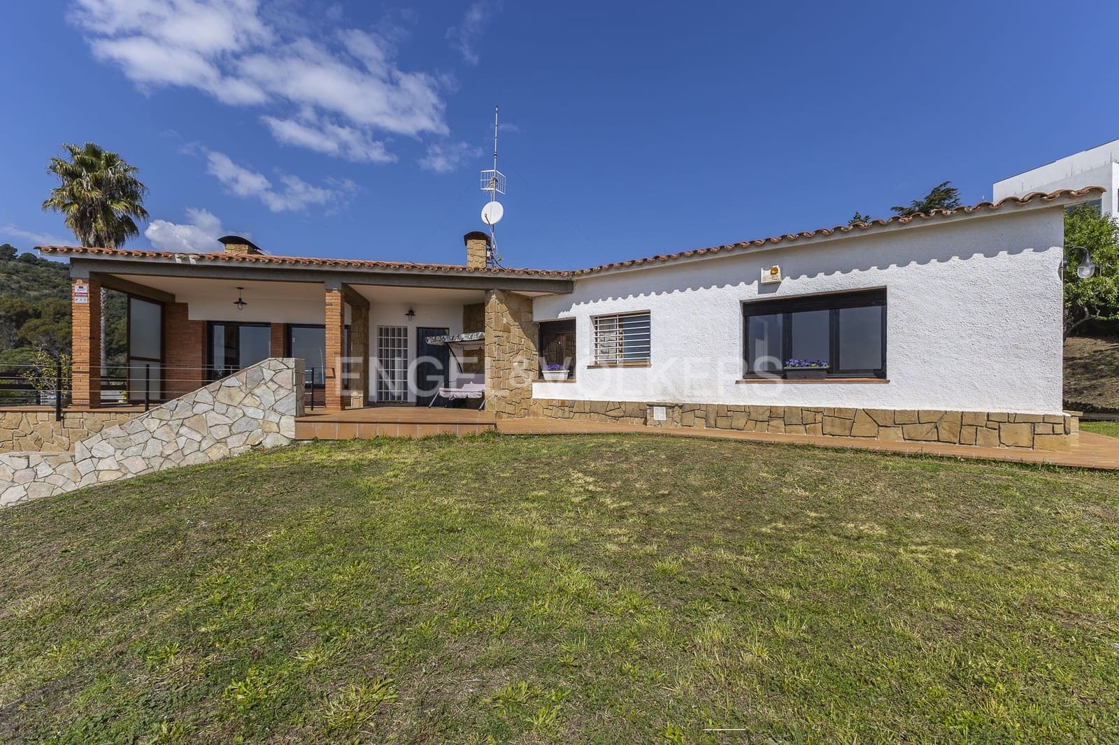 7 soveværelse Villa til salg i Malgrat de Mar med garage - € 499.000 (Ref: 9091003)