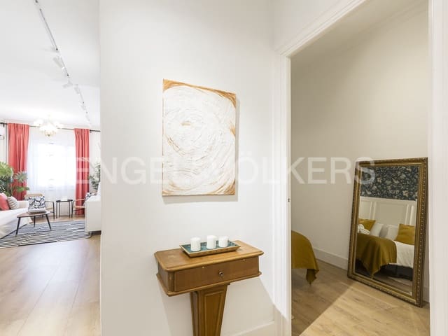 2 soveværelse Lejlighed til leje i La Dreta de L'Eixample, Barcelona by - € 2.400 (Ref: 9091031)