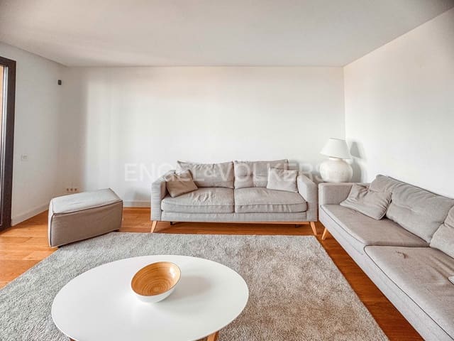 3 soveværelse Lejlighed til leje i La Dreta de L'Eixample, Barcelona by - € 3.500 (Ref: 9091045)