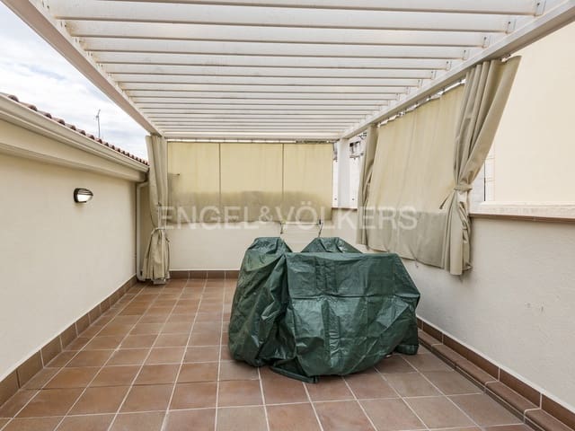 3 soveværelse Lejlighed til salg i Arenys de Mar med garage - € 520.000 (Ref: 9091153)
